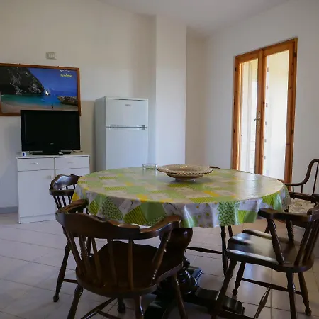 200m Spiaggia Di Vista Mare Budoni