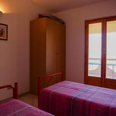 200m Spiaggia Di Vista Mare Feriehus *