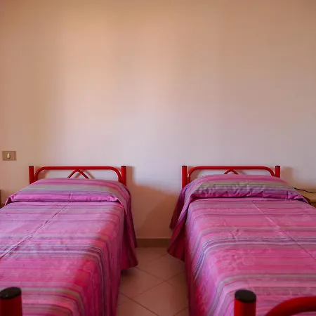 200m Spiaggia Di Vista Mare Ferienhaus *