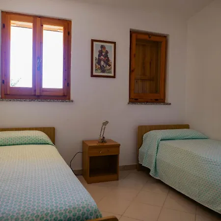 Ferienhaus 200m Spiaggia Di Vista Mare Budoni